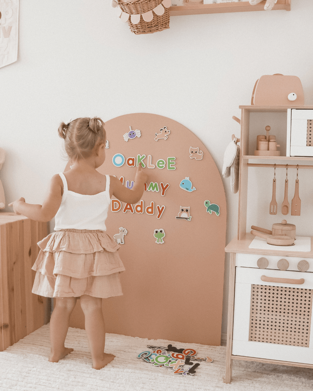 Magnetic Wall Decal vs. Magnetic Board: Which One Does Your Family Actually Need? - MagPlay