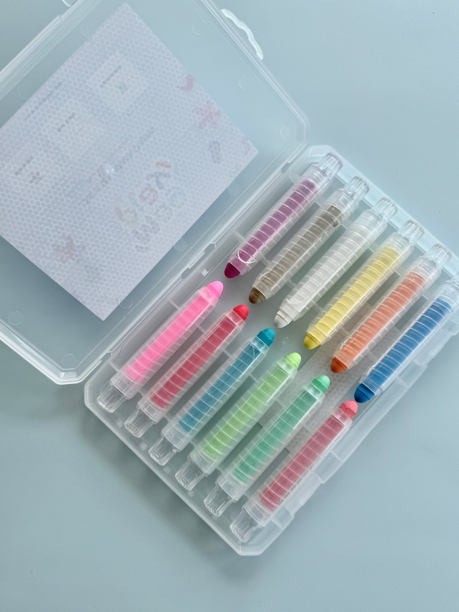 12 Retractable Washable Crayons + Pencil Case - MagPlay