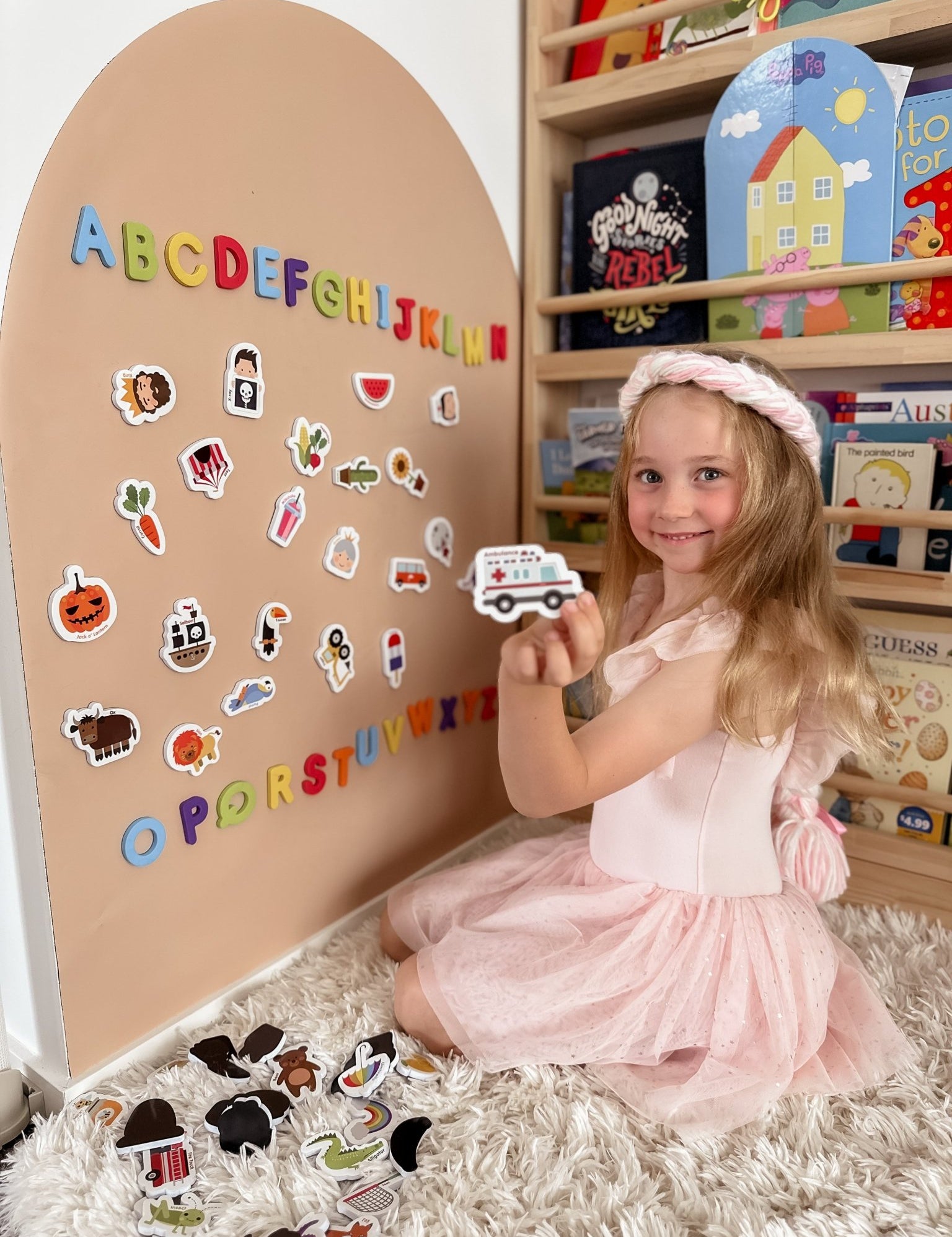 Curious Columbus - Magnetic Objects and Letters - MagPlay