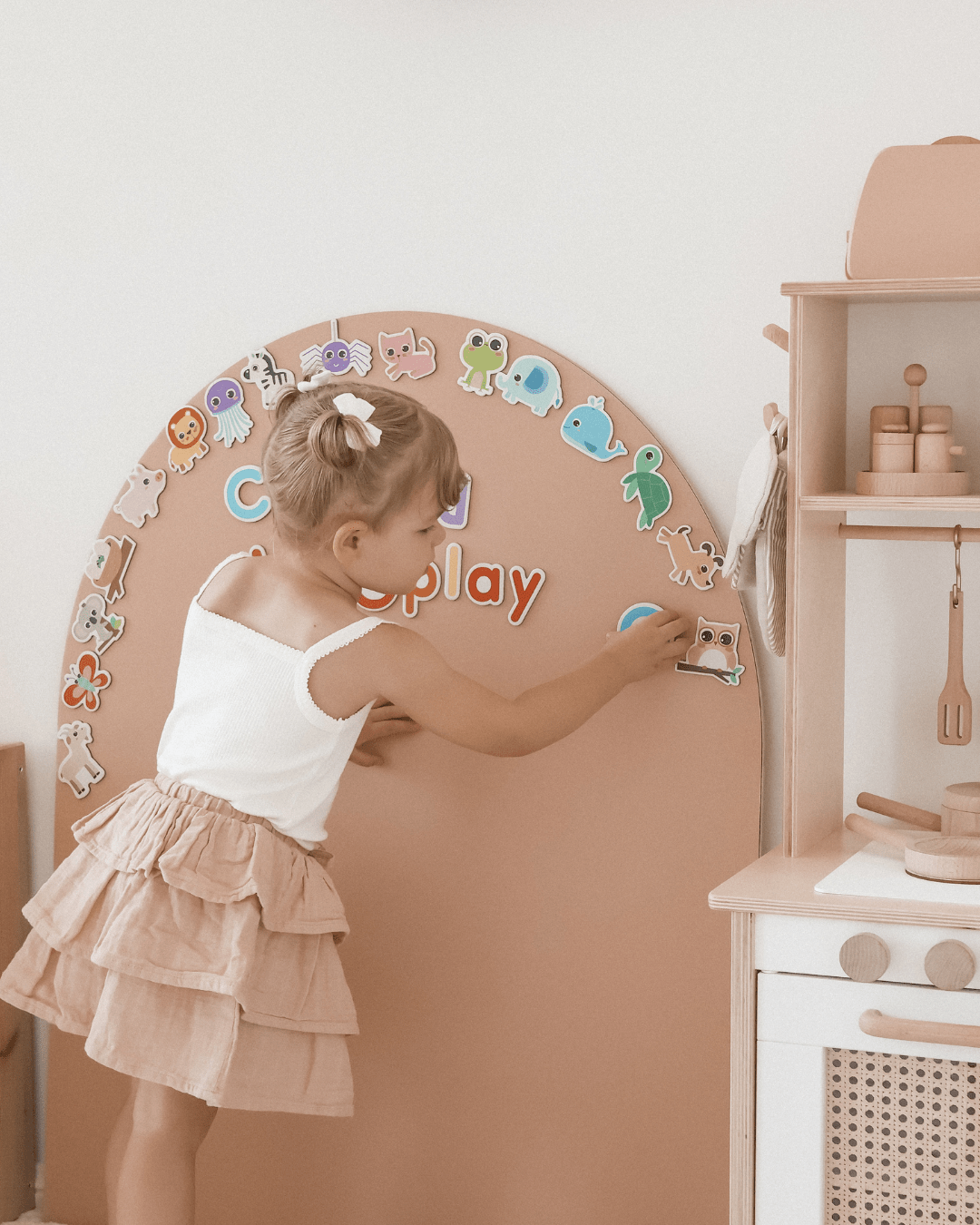 MagPlay Wall + Board Bundle what's included